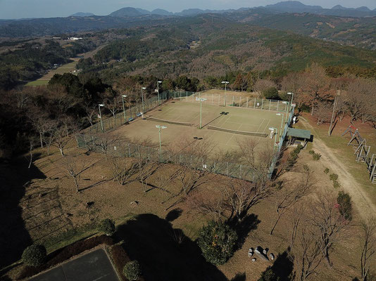 横岳自然公園 テニスコート