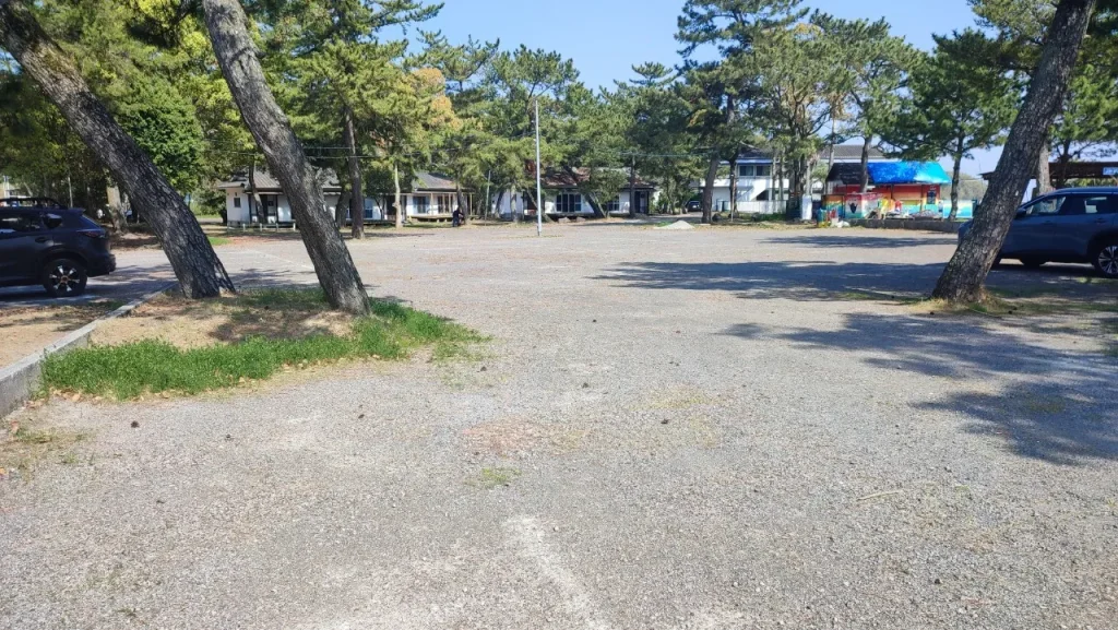 野遊び浜キャンプ場 駐車場