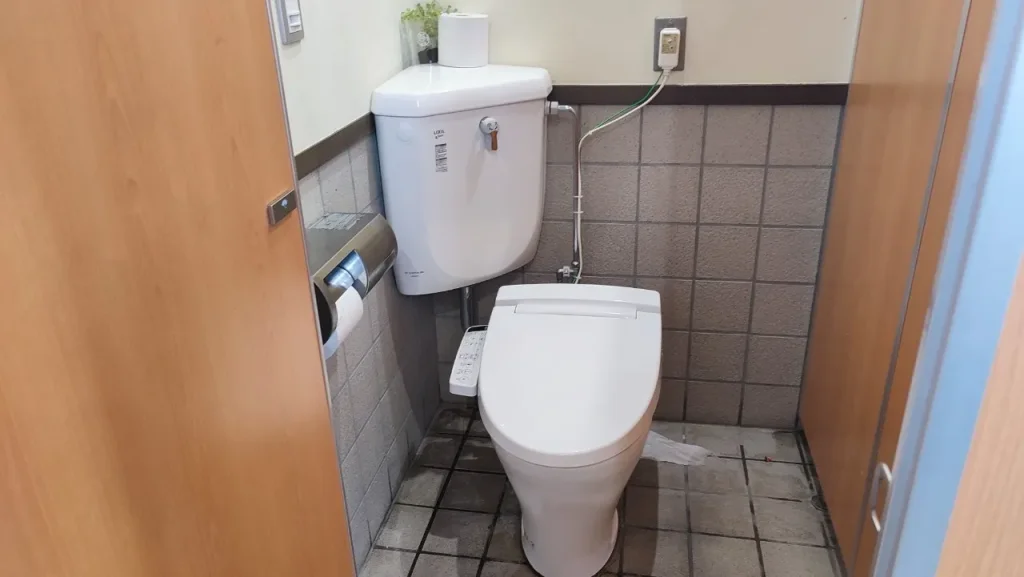 RVパークsmart 粟嶋(あわしま)公園 男性個室トイレ