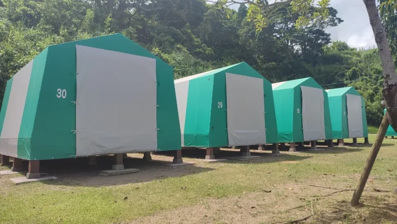 栄松ビーチ・キャンプ場　常設テント外観
