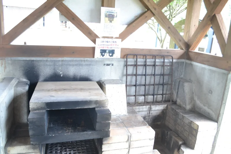 宮崎白浜キャンプ場 オートサイトAエリア横の炊事棟のピザ窯