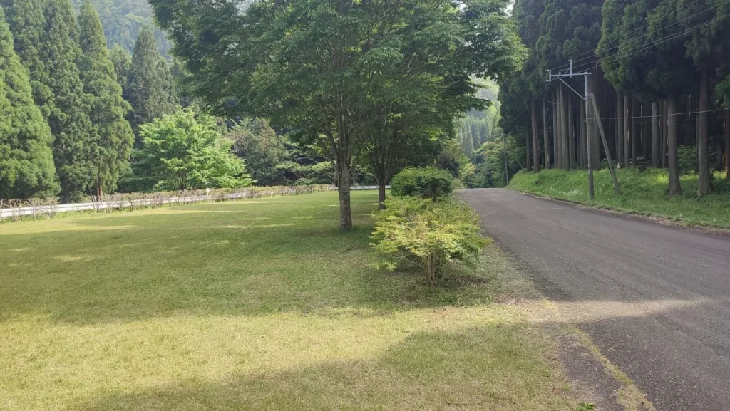 大分県県民の森 平成森林公園 キャンプ場 キャンプ利用時の駐車場
