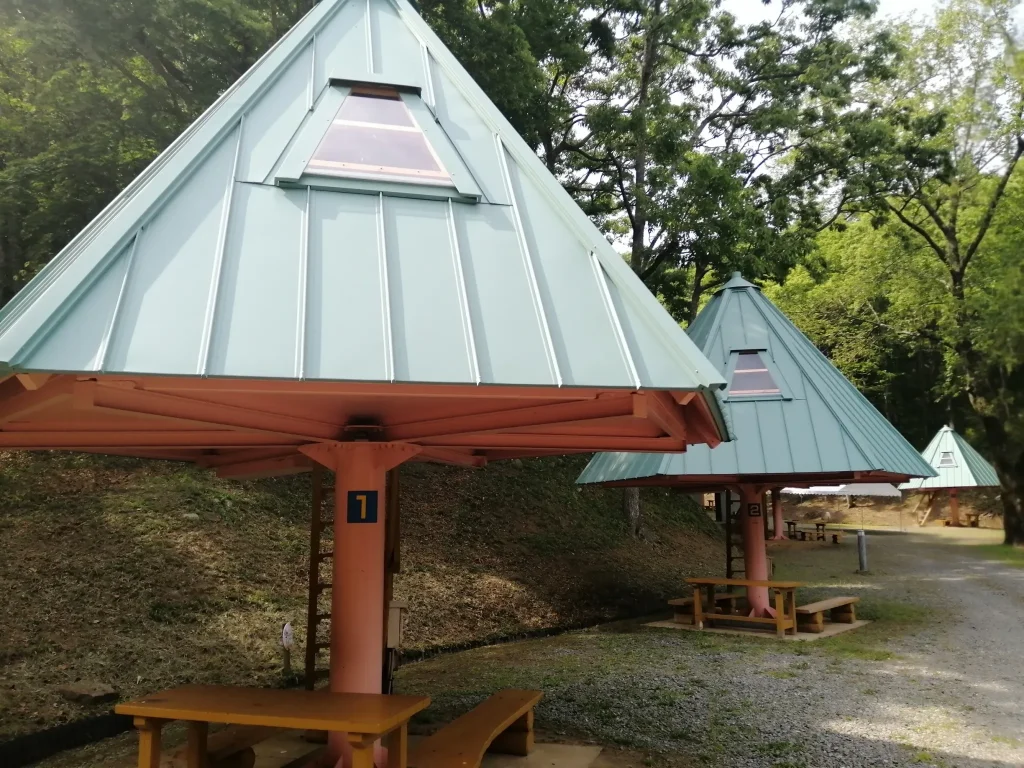 大分県県民の森 平成森林公園 キャンプ場  ツリーハウス外観
