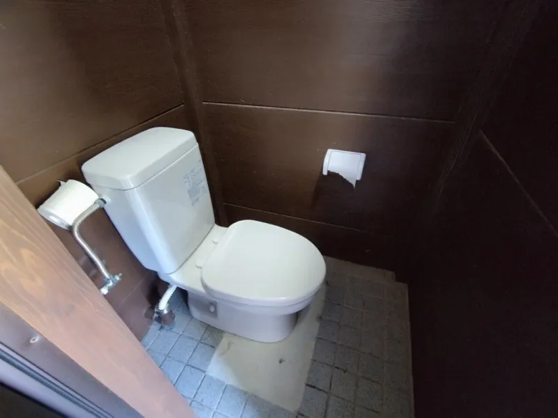 国崎公園キャンプ場　男性トイレ（洋式）