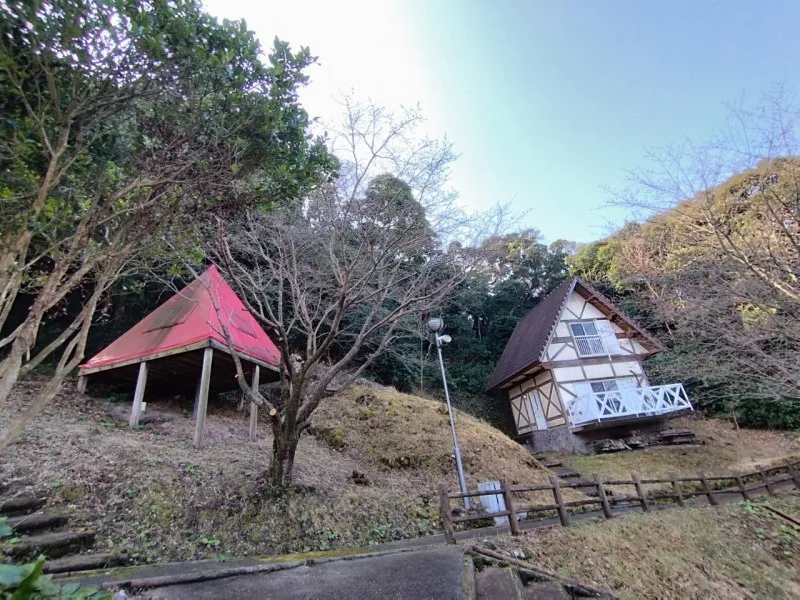 崎野自然公園　バンガロー外観