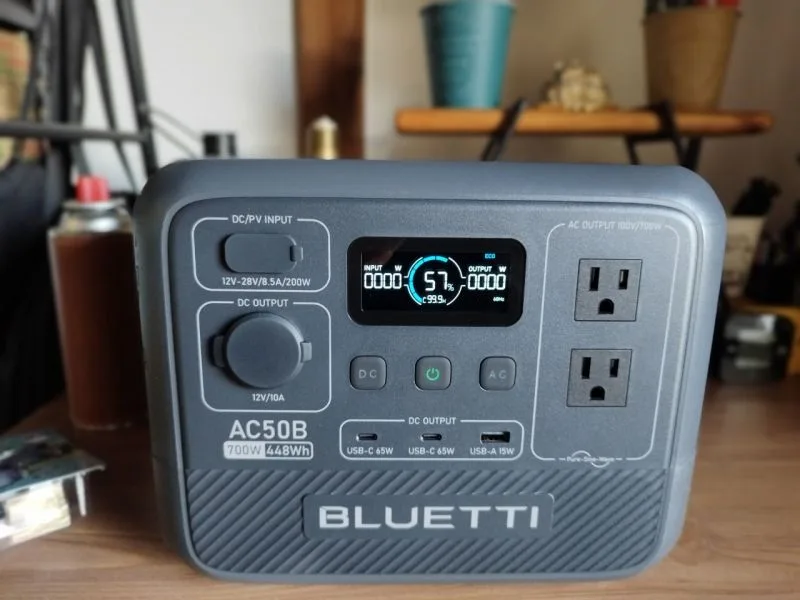 BLUETTI　ポータブル電源　AC50B　大きく鮮明なLCD液晶