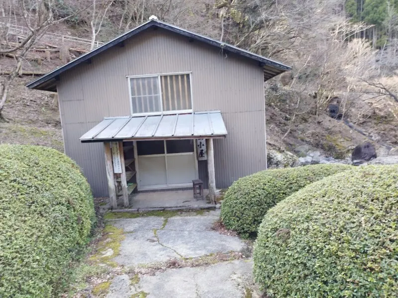 黒木民宿キャンプ場　山小屋外観