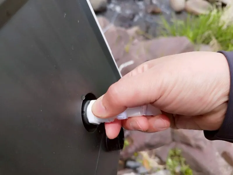 ITEHIL ポータブル浄水器 給水用ホースを取り付け