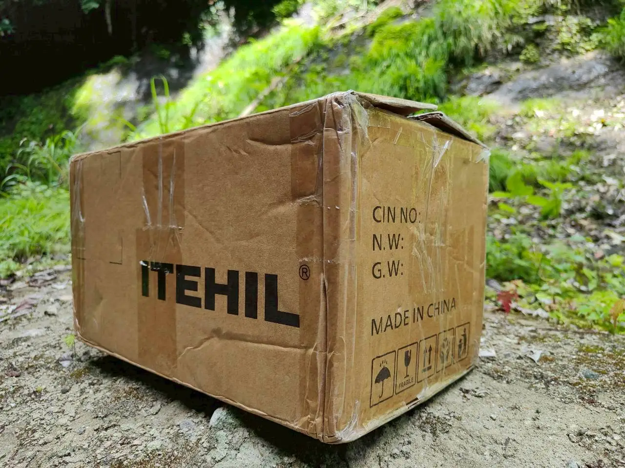 ITEHIL ポータブルシャワー　開封の様子